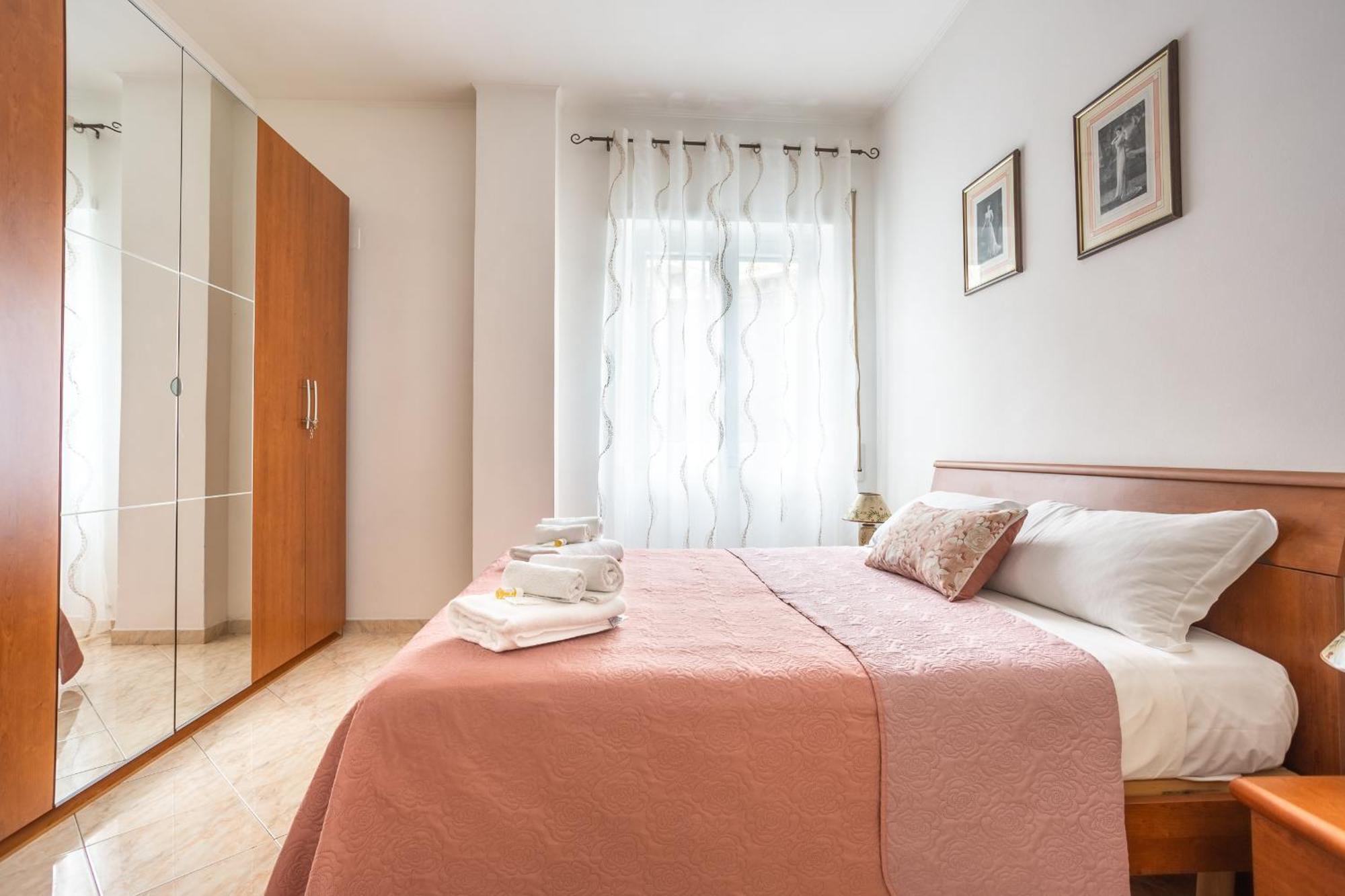 Portside Aparthotel Rome Exterior photo